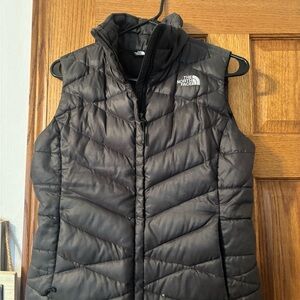 The North Face Women's Charcoal Puffer Vest